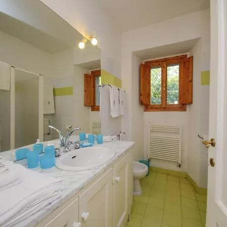 With Outbuilding And Swimming Pool And Panoramic View Of The Apennines Villa Tredozio